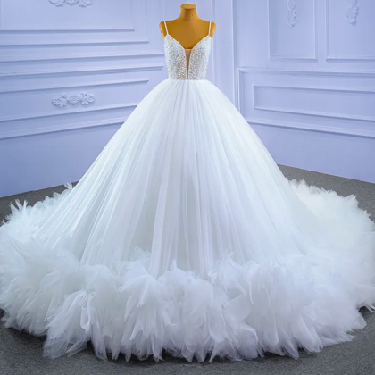 Luxury Princess Wedding Dress 2023 Sweetheart..