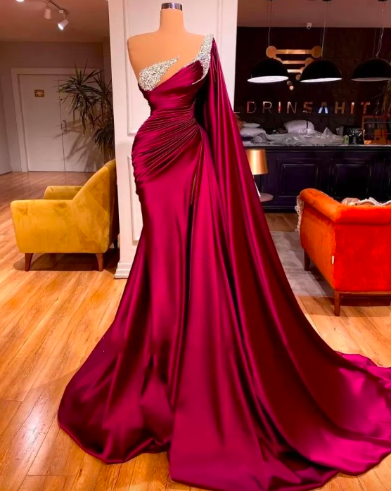 2022 Evening Dresses Dark Fuchsia Arabic Sheer Long One Shoulder Beaded Crystal Pleats Mermaid Satin Formal Prom Gown Party Dress Abendkleider