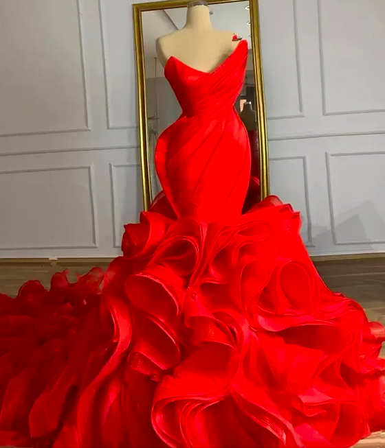 Red Mermaid Wedding Dresses Gothic Lace-up Corset Back Cascading Ruffles Train Organza Princess Bridal Gowns Vestidos De Novia 2023