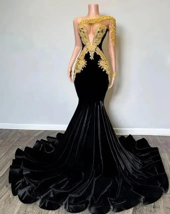 Sexy Black Mermaid Evening Dresses 2024 One Shoulder Gold Appliques ...