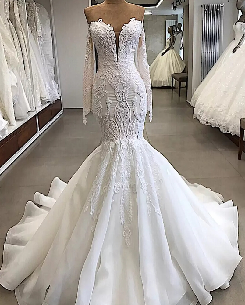 high neck long sleeve wedding dress Zapaka Women A-Line Wedding Dress White Long Sleeves High Neck Bridal Dress with Lace, White / US10