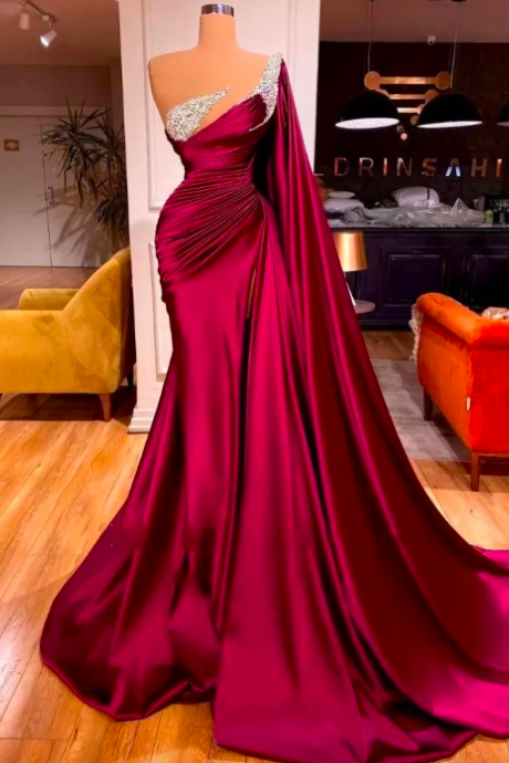 2022 Evening Dresses Dark Fuchsia Arabic Sheer Long One Shoulder Beaded Crystal Pleats Mermaid Satin Formal Prom Gown Party Dress Abendkleider