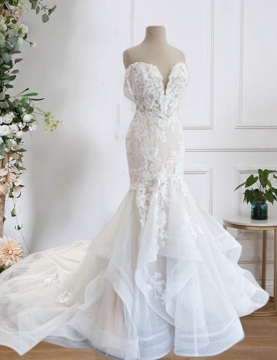 Mermaid Lace Applique V-Neck Ruffle Mother of the Bride & Groom Dresses